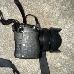 Black DSLR Camera
